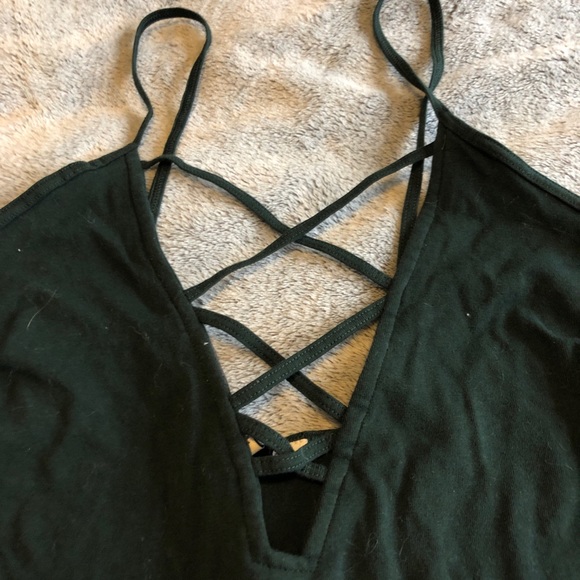 green lace front tank - Picture 2 of 3